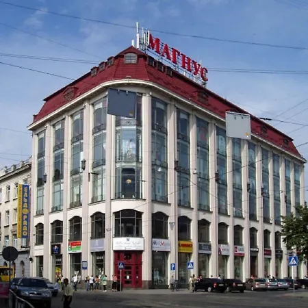 невелика Smart в центрі для пари * Lviv