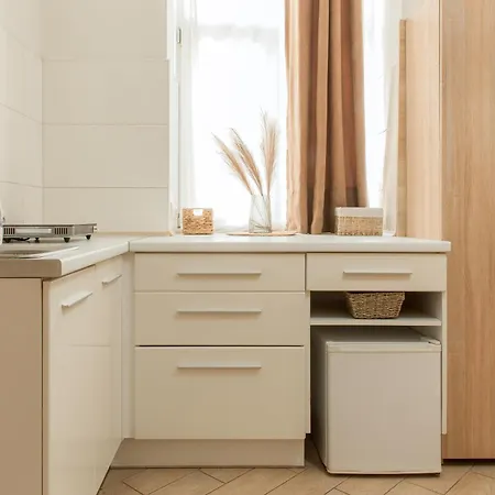 невелика з ремонтом в центрі Λβιβ